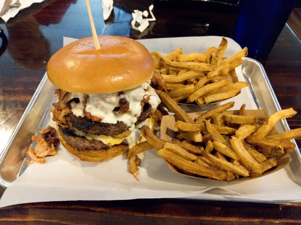 Mamut Super Burger